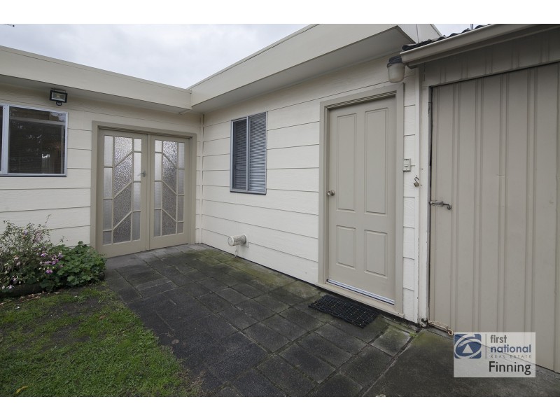 28 Lurline Street, Cranbourne VIC 3977