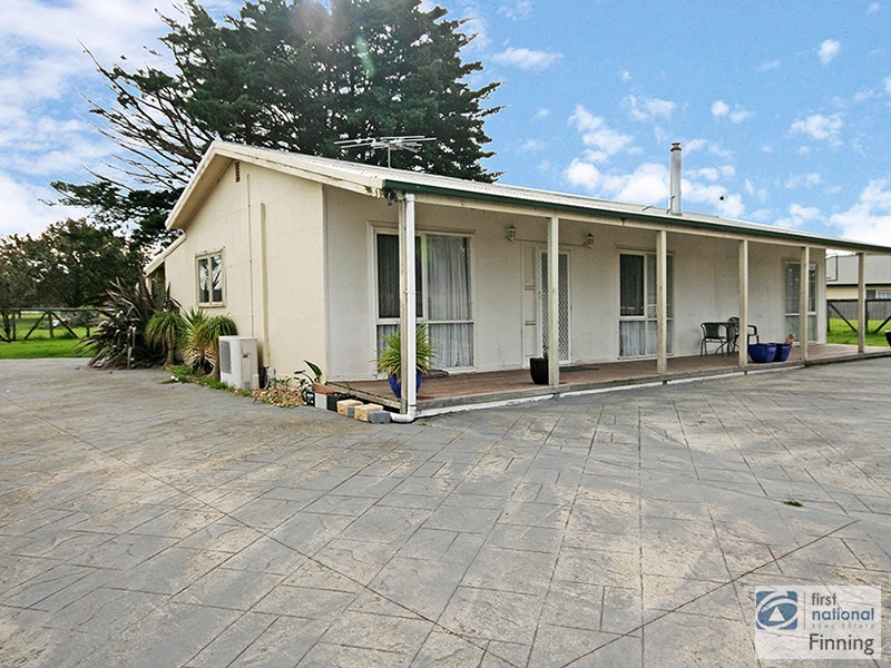 135 Tooradin Station Road, Tooradin VIC 3980