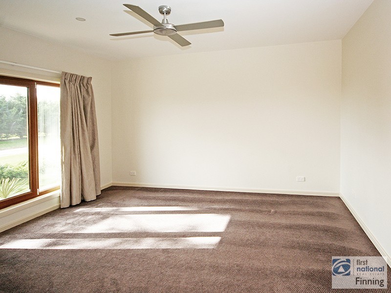 3 Yallock Street, Tooradin VIC 3980
