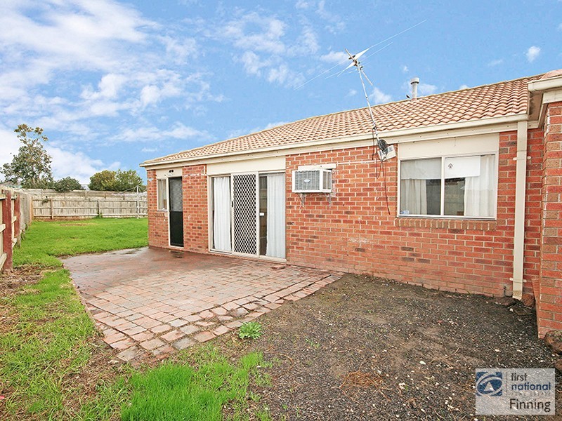 23 Genoa Way, Cranbourne West VIC 3977