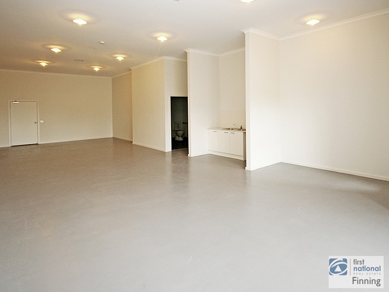 9 Fergus Lane, Cranbourne VIC 3977