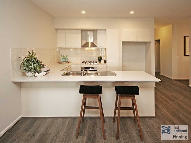 9 Fergus Lane, Cranbourne VIC 3977