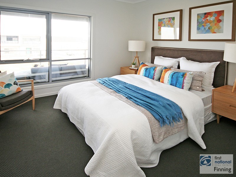 9 Fergus Lane, Cranbourne VIC 3977