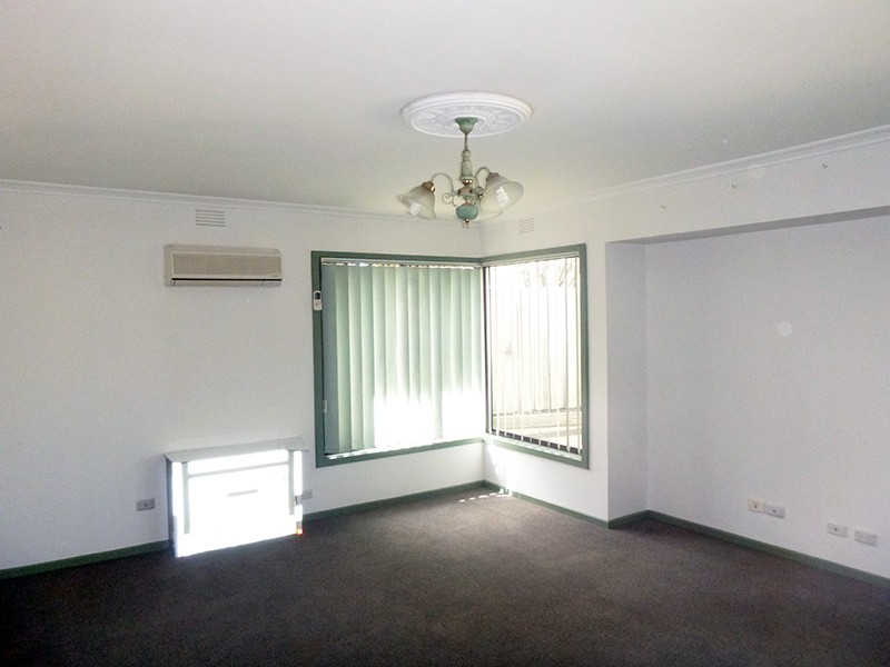 107 Sladen Street, Cranbourne VIC 3977