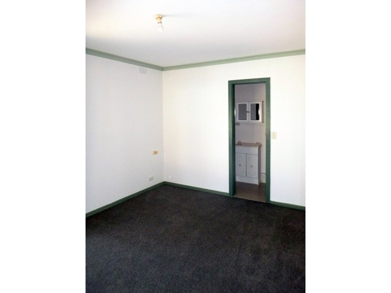 107 Sladen Street, Cranbourne VIC 3977