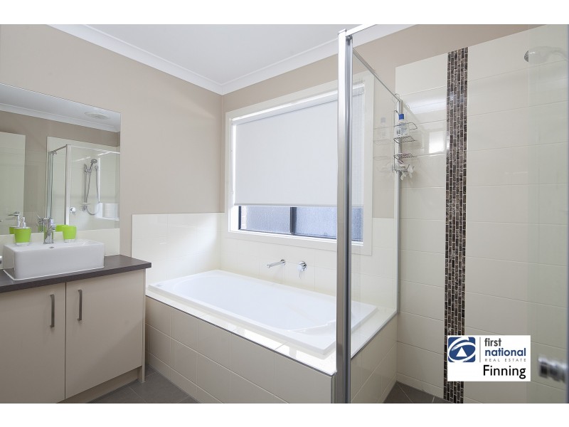 Cranbourne West VIC 3977