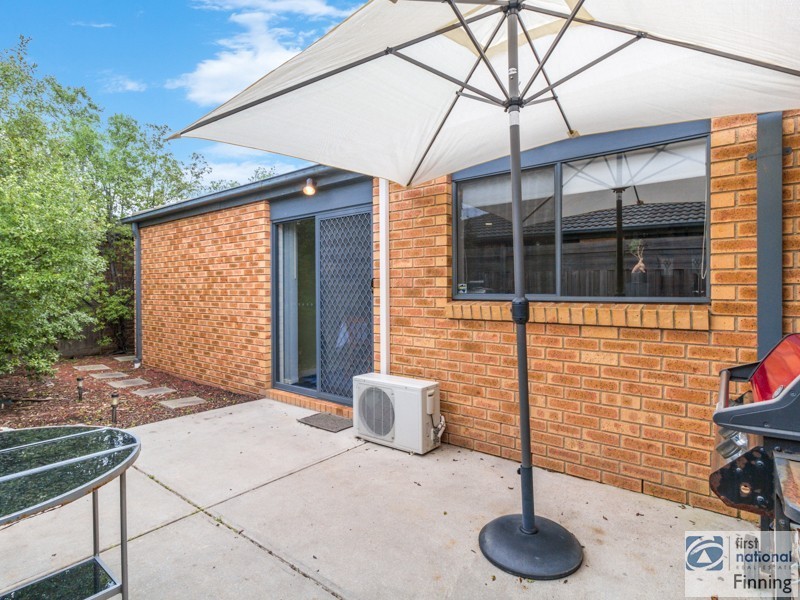 1A Dunlavin Way, Cranbourne East VIC 3977