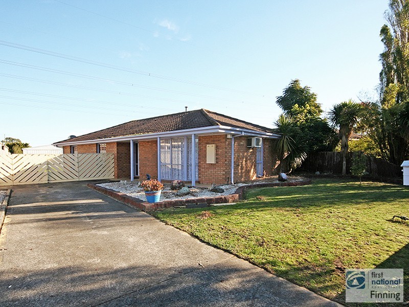 20 Strafford Avenue, Cranbourne VIC 3977
