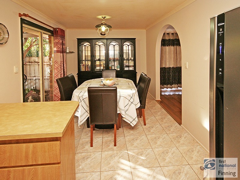 20 Strafford Avenue, Cranbourne VIC 3977