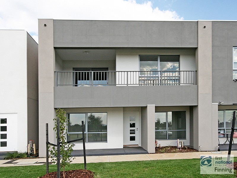 6 Laidlaw Lane, Cranbourne VIC 3977