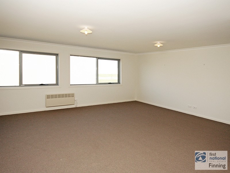 6 Laidlaw Lane, Cranbourne VIC 3977