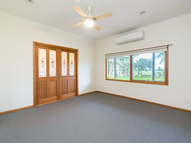 1744 South Gippsland Highway, Devon Meadows VIC 3977