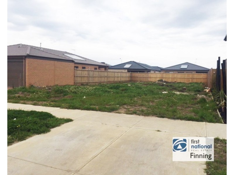 Clyde North VIC 3978