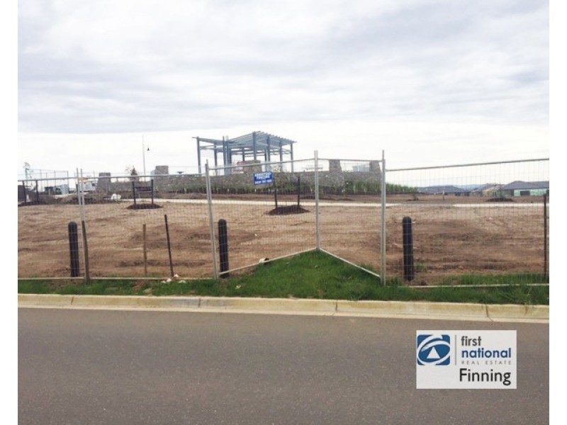 Clyde North VIC 3978