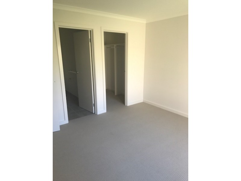 7 Fairweather Parade, Officer VIC 3809