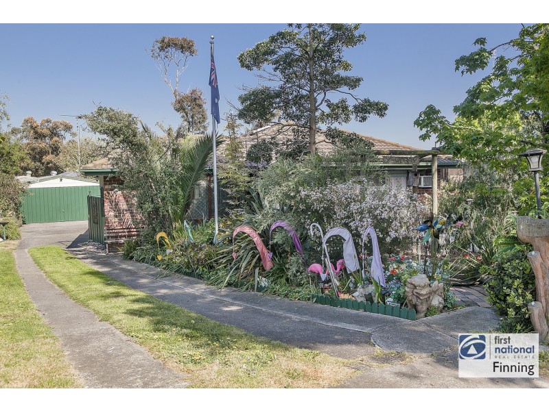 11 Marsden Court, Cranbourne North VIC 3977