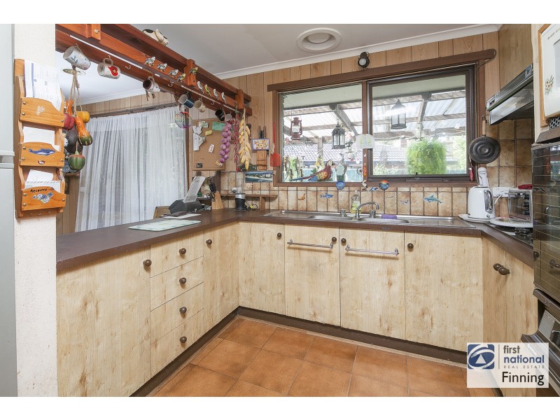 11 Marsden Court, Cranbourne North VIC 3977