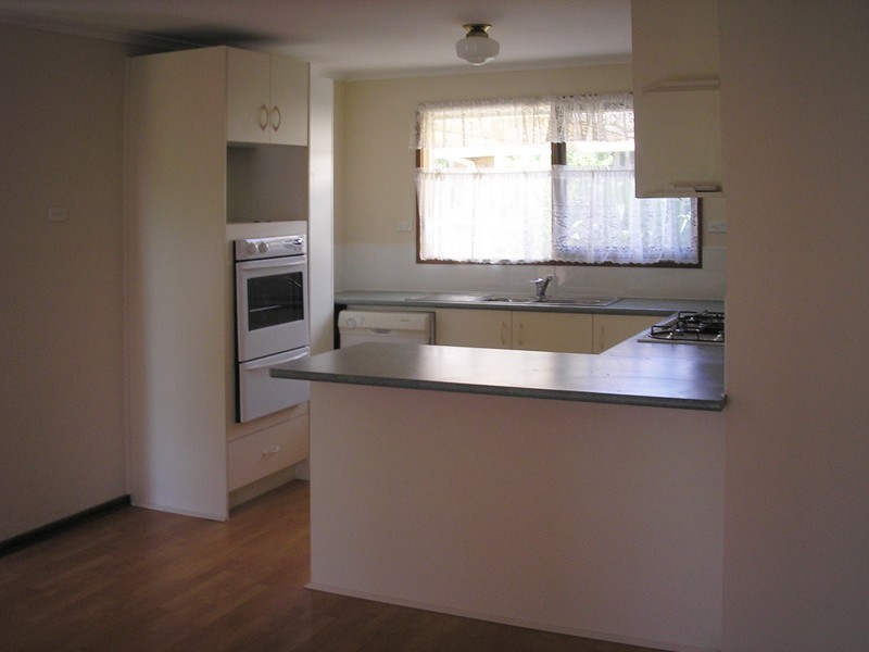 25 Macquarie Court, Cranbourne North VIC 3977