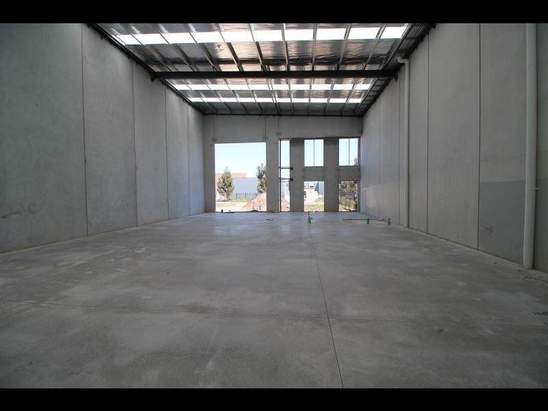 1/7 Morialta Road, Cranbourne VIC 3977