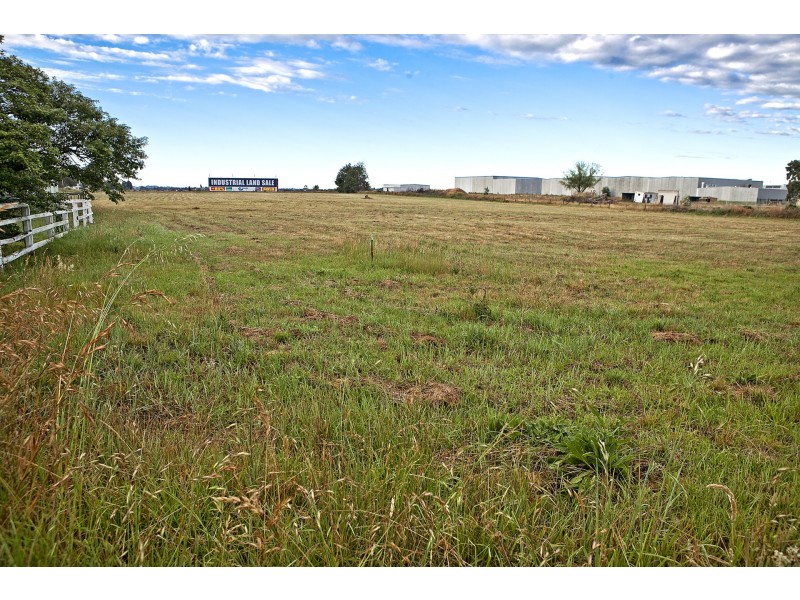 980 Thompsons, Cranbourne VIC 3977