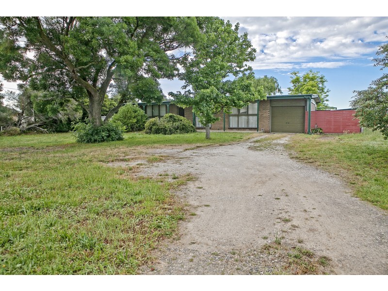 980 Thompsons, Cranbourne VIC 3977