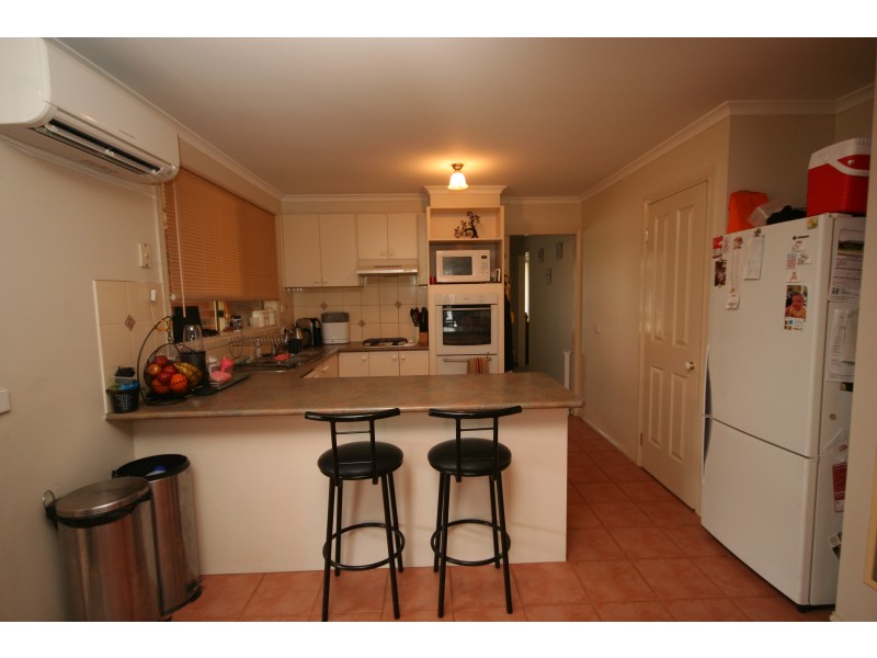 233 Monahans Road, Cranbourne VIC 3977