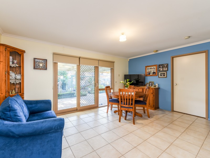 113 Lawless Drive, Cranbourne North VIC 3977