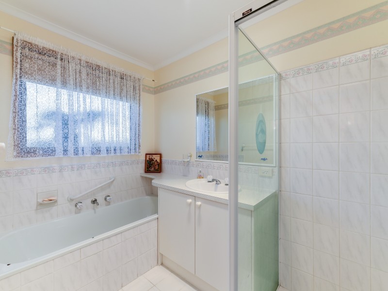 113 Lawless Drive, Cranbourne North VIC 3977