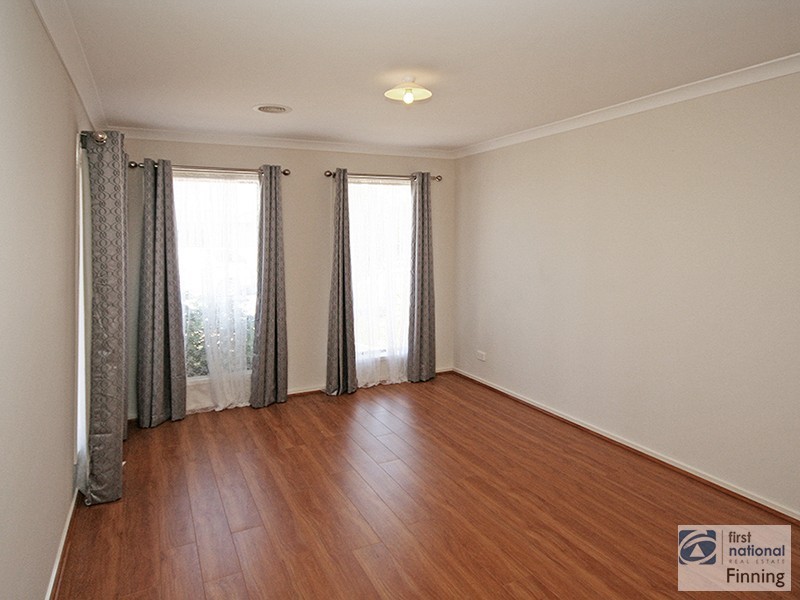 6 Trickett Street, Clyde VIC 3978