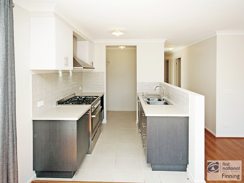 6 Trickett Street, Clyde VIC 3978