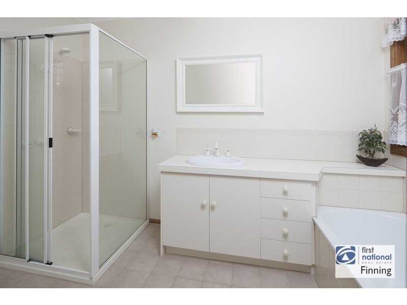 3 Vista Court, Berwick VIC 3806