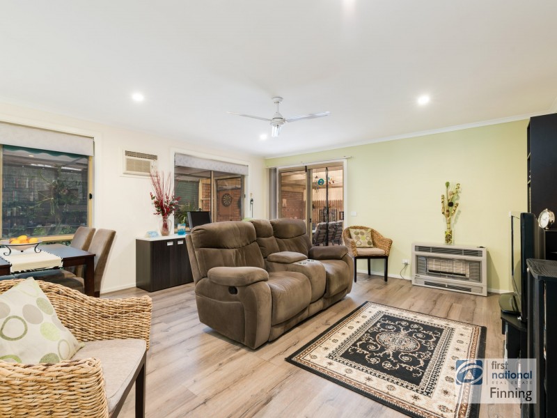 32 Bruce Street, Cranbourne VIC 3977