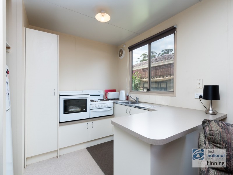 32 Bruce Street, Cranbourne VIC 3977