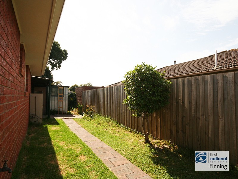 3/215 Sladen Street, Cranbourne VIC 3977