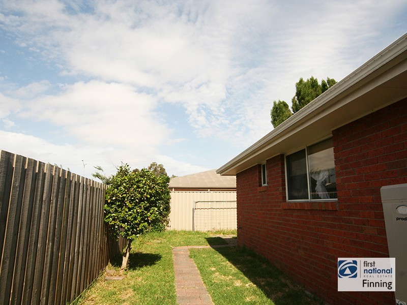 3/215 Sladen Street, Cranbourne VIC 3977