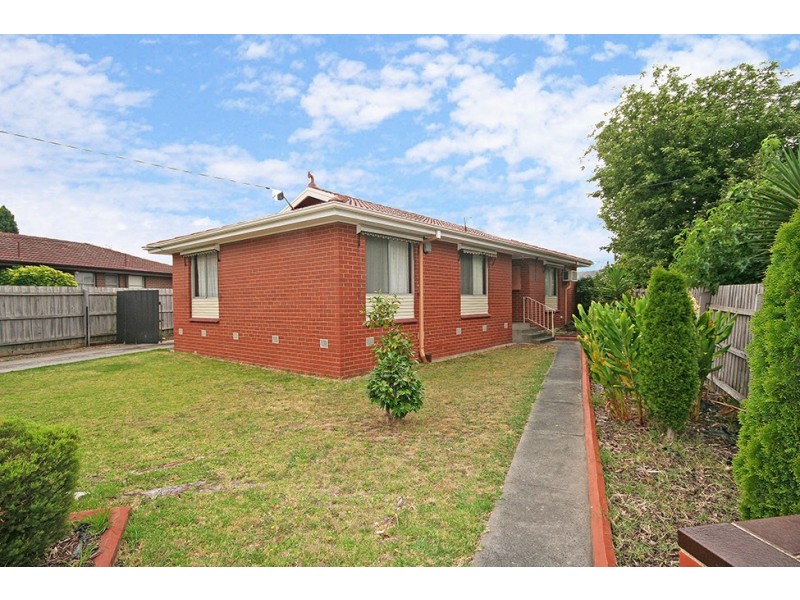 19 Barron Court, Dandenong North VIC 3175
