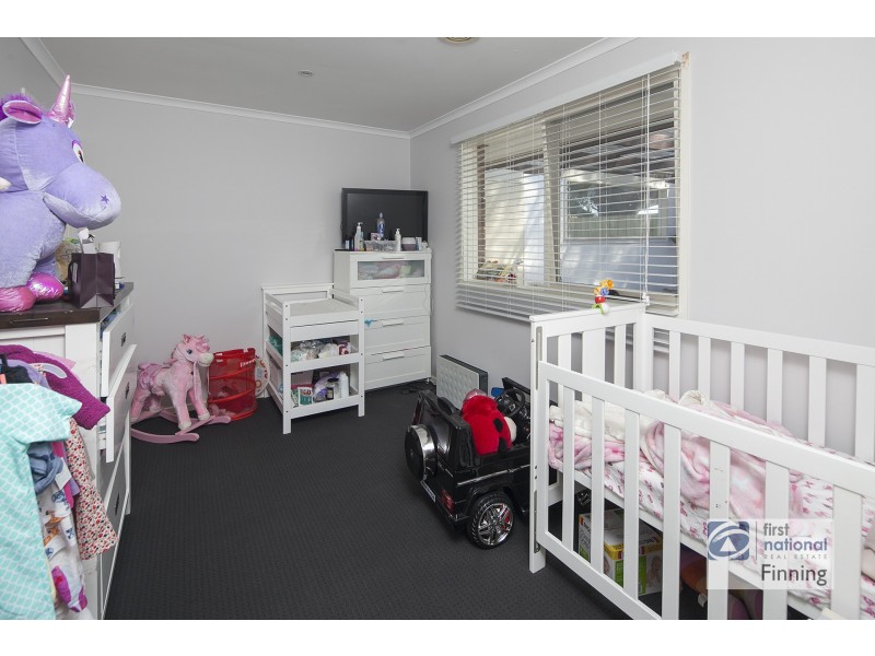 18 Rebecca Court, Cranbourne North VIC 3977