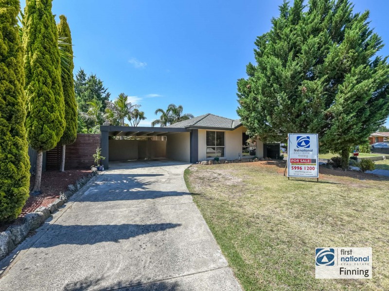 3 Frances Crescent, Cranbourne North VIC 3977