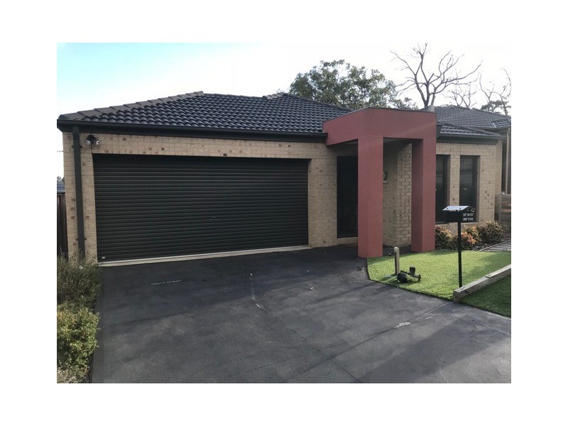 9/143 Ahern Road, Pakenham VIC 3810