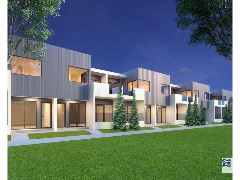 14/34-37 Central Park Way, Cranbourne VIC 3977