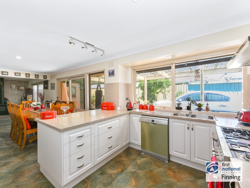 4 Butler Court, Cranbourne VIC 3977