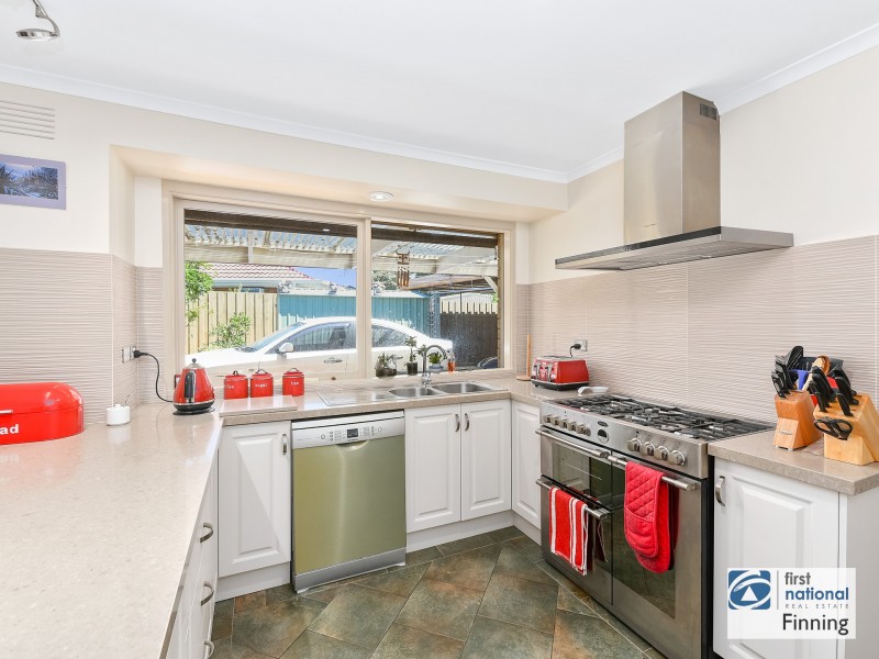 4 Butler Court, Cranbourne VIC 3977