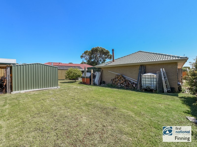 4 Butler Court, Cranbourne VIC 3977