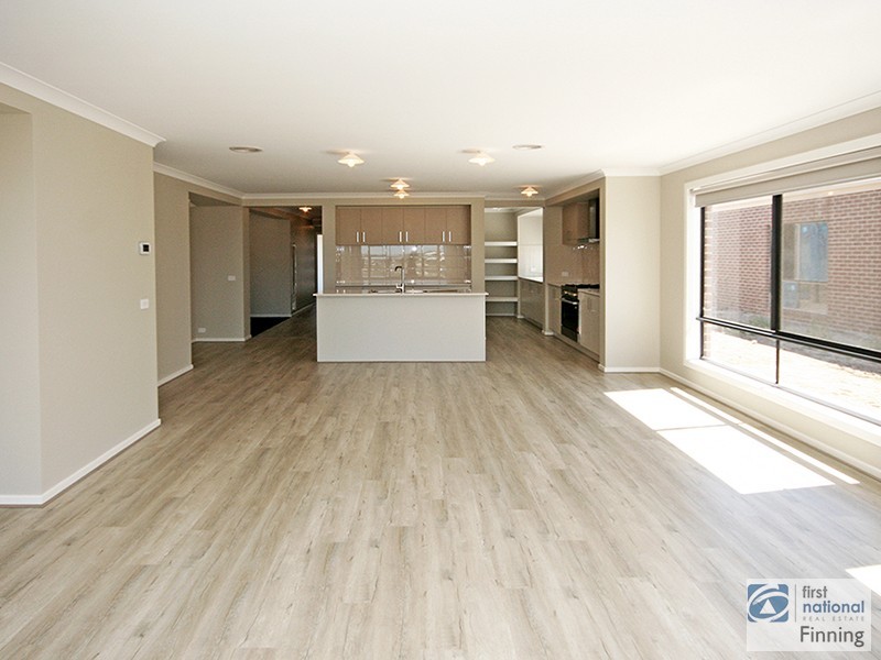 20 Emery Drive, Clyde North VIC 3978