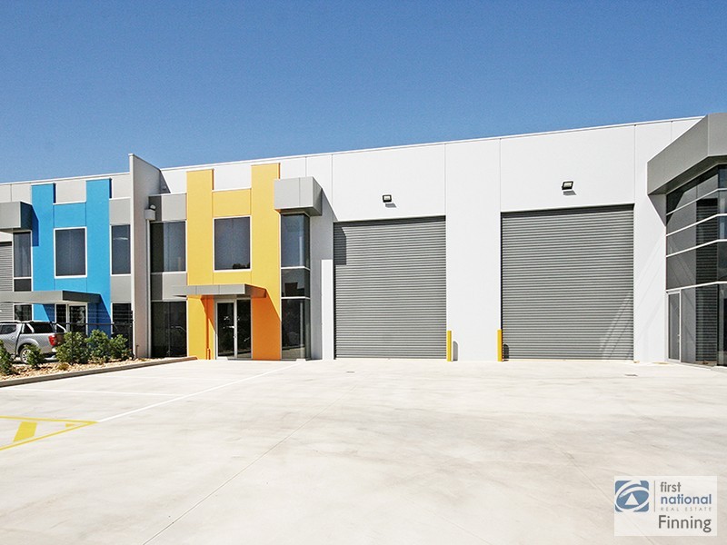 2/7 Morialta Road, Cranbourne VIC 3977
