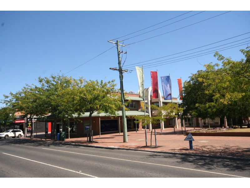 1 -2/75-89 High Street, Cranbourne VIC 3977