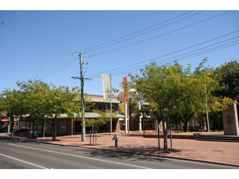 1 -2/75-89 High Street, Cranbourne VIC 3977