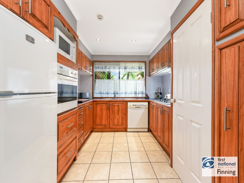 17 Friendship Close, Cranbourne West VIC 3977