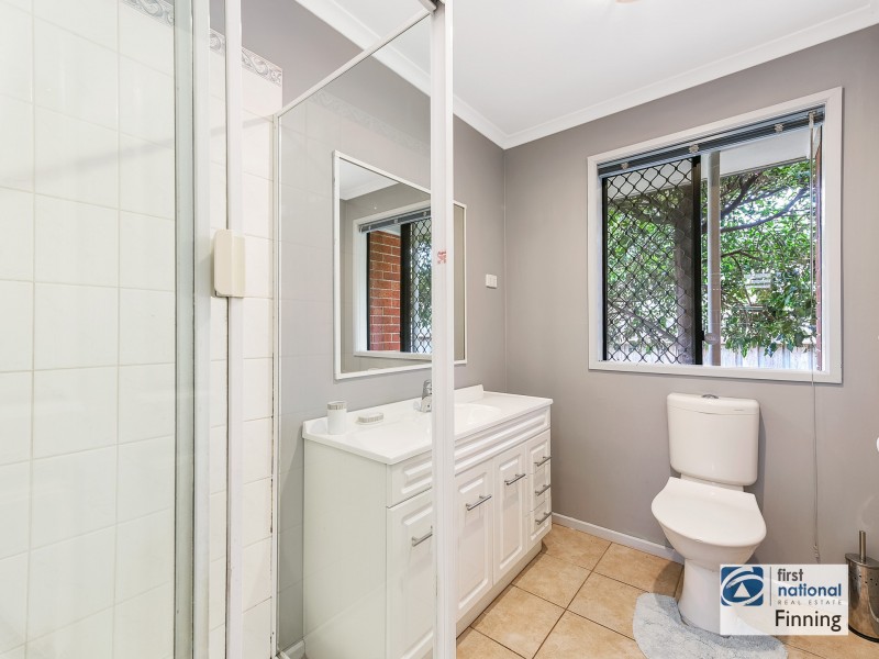 17 Friendship Close, Cranbourne West VIC 3977