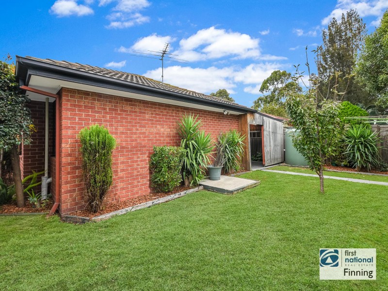 17 Friendship Close, Cranbourne West VIC 3977